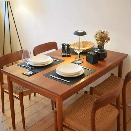 Duesseldorf Airport Messe - Schicke Jugendstil-wohnung In Duisburg-grossenbaum *