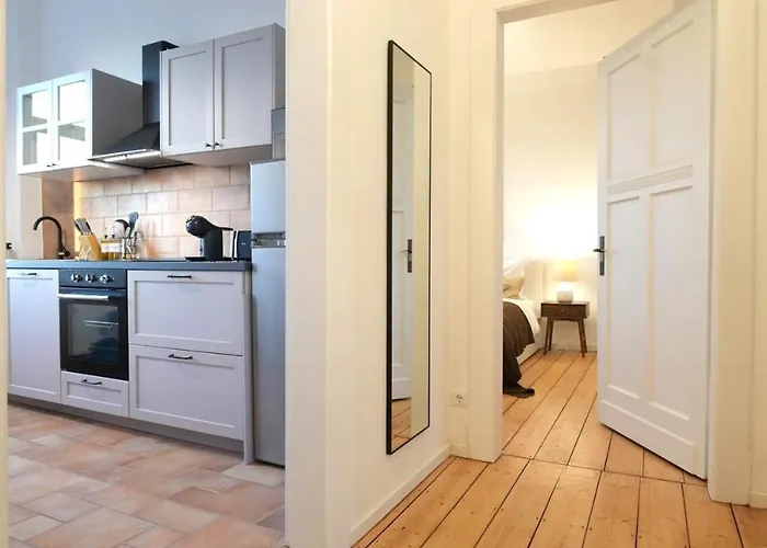 Duesseldorf Airport Messe - Schicke Jugendstil-wohnung In Duisburg-grossenbaum * ドゥイスブルグ